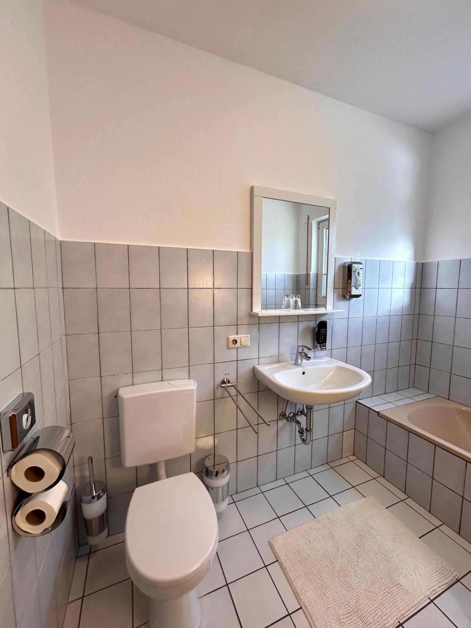 Wiehenkrug Lubbecke Exterior foto
